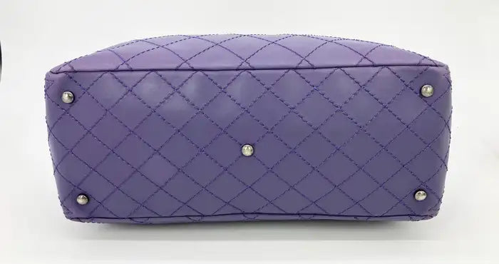 【CHANEL】Chanel stitch tote bag with pouch【ランク:A】 ll13757_chanel_black_lamsbkin_