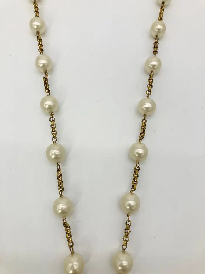 Vintage Chanel Pearl Y Lariat Necklace