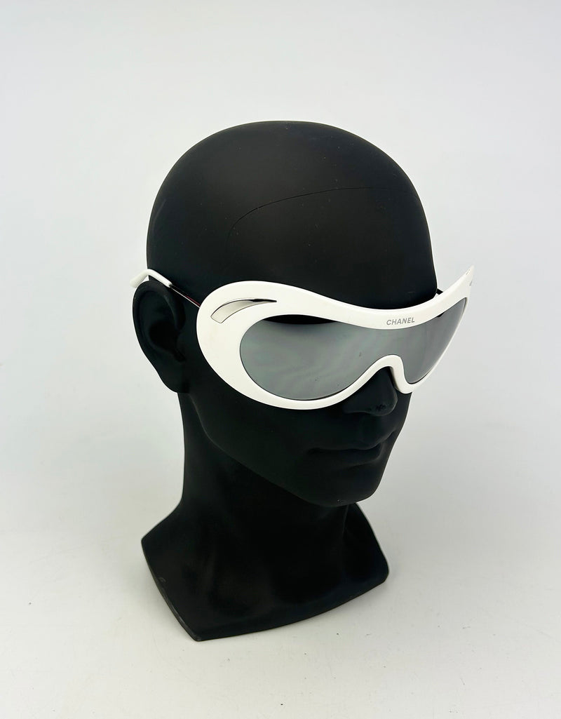RARE Chanel Vintage Ski Sunglasses White Oversize Frame Mirror Lens c2000s