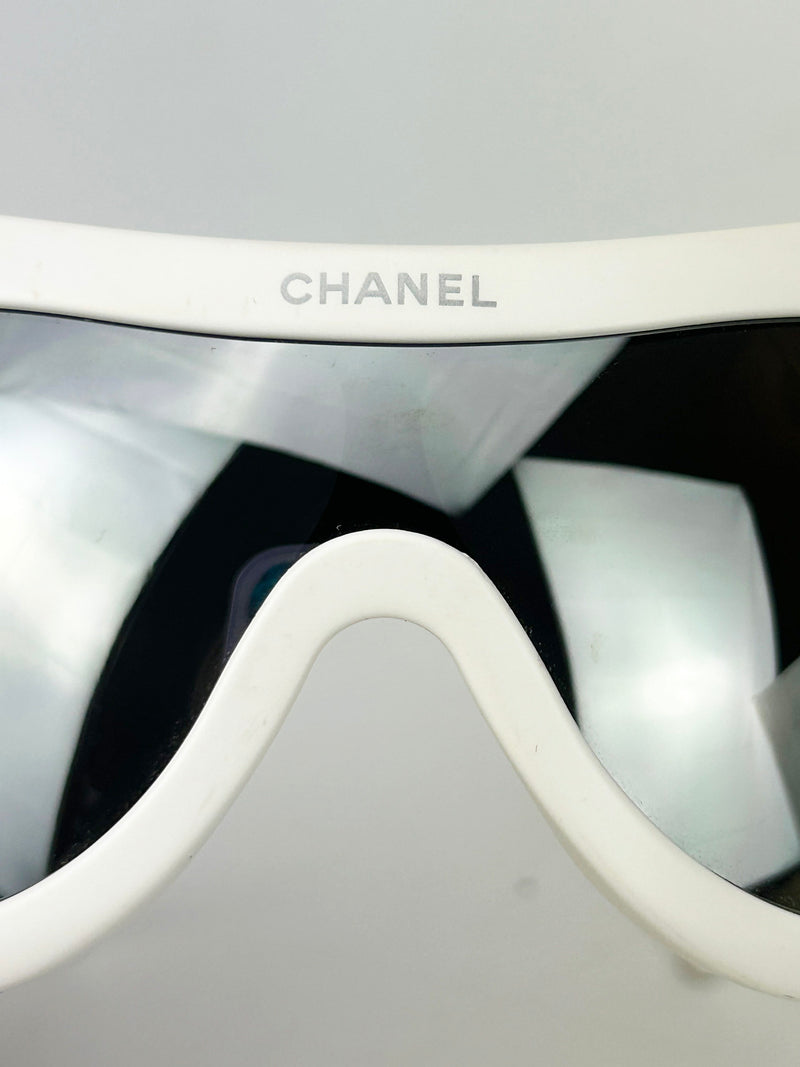 RARE Chanel Vintage Ski Sunglasses White Oversize Frame Mirror Lens c2000s