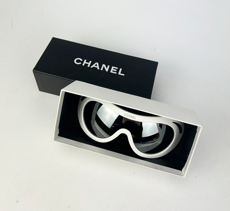 RARE Chanel Vintage Ski Sunglasses White Oversize Frame Mirror Lens c2000s
