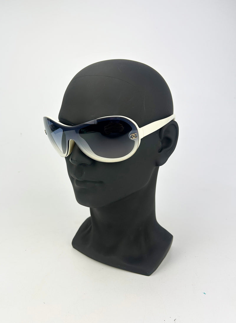 Chanel Vintage Blue Gray Gradient Lens Aviator Sunglasses c2000s