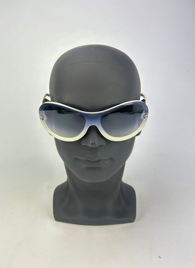 Chanel Vintage Blue Gray Gradient Lens Aviator Sunglasses c2000s