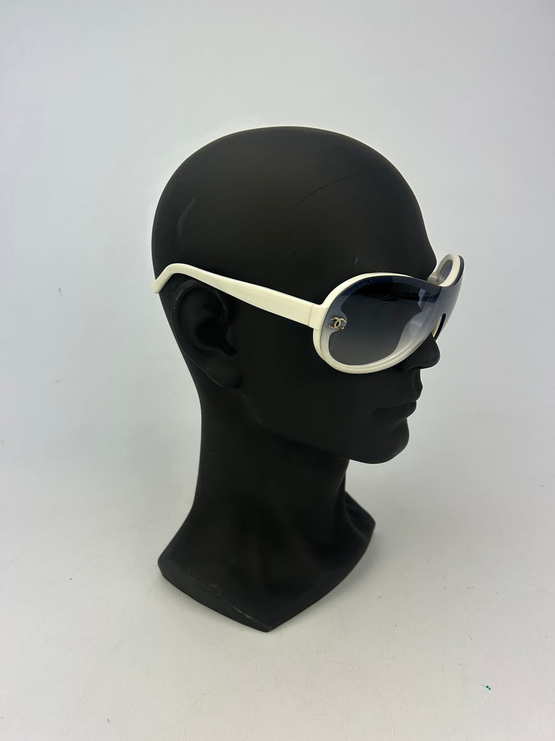 Chanel Vintage Blue Gray Gradient Lens Aviator Sunglasses c2000s