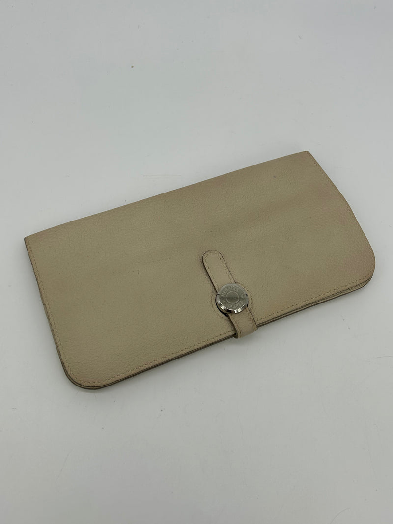 Hermes Dogon Beige Clemence Leather Bi Fold Wallet