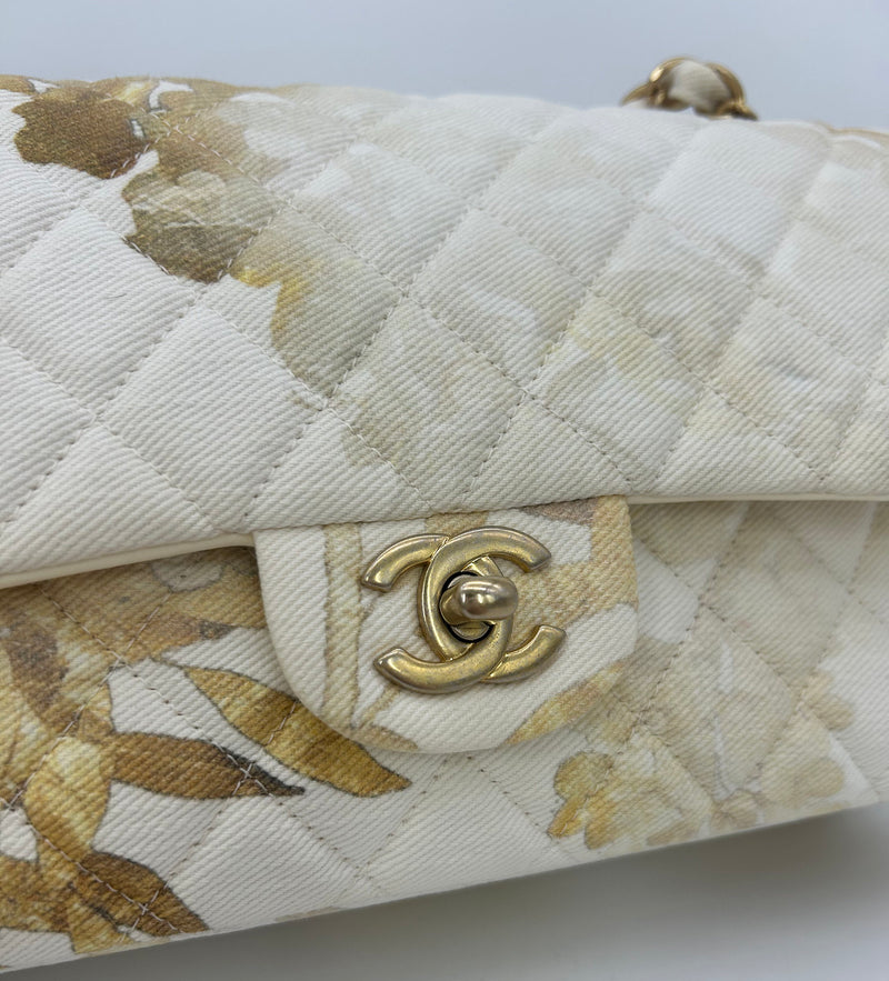 NWOT Chanel Denim Floral Print Medium Double Flap Classic 2.55