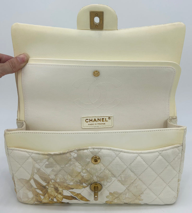 NWOT Chanel Denim Floral Print Medium Double Flap Classic 2.55