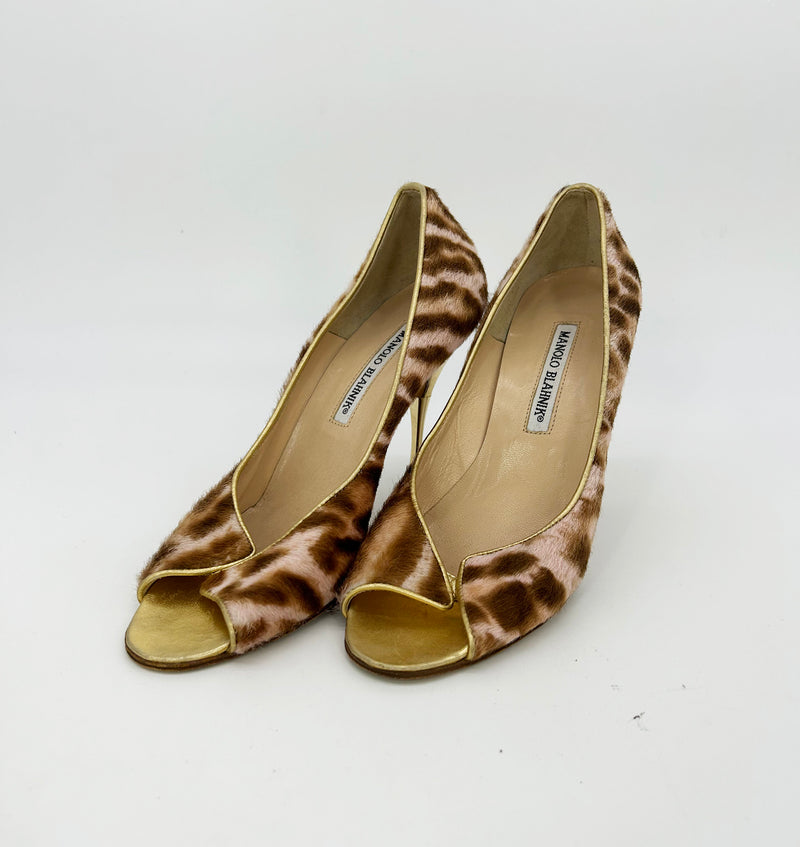 Manolo Blahnik Pink Pony Hair Leopard Print Gold Leather Peep Toe Pumps