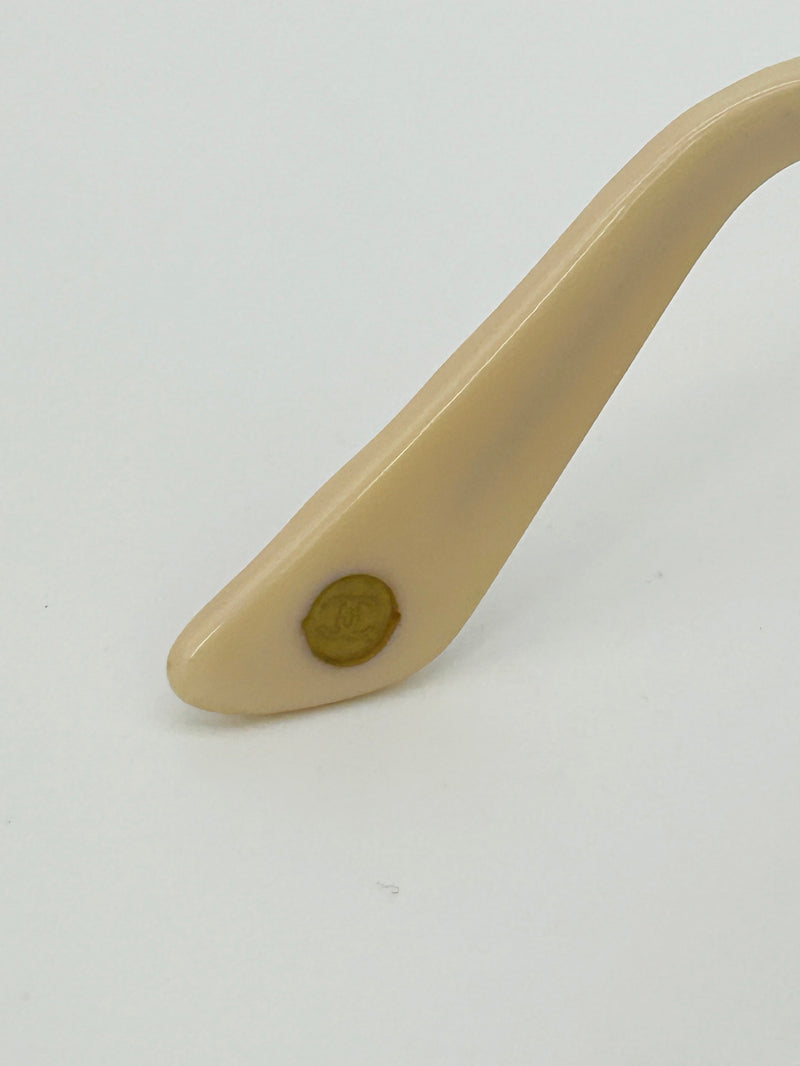 Chanel Vintage Y2K Black and Cream Oval Lens Sunglasses