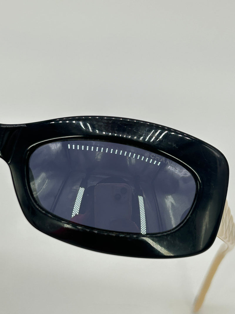 Chanel Vintage Y2K Black and Cream Oval Lens Sunglasses