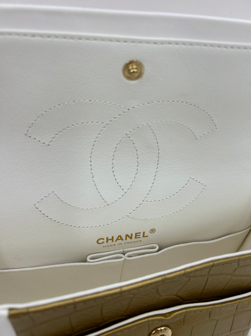 NEW Chanel Cream Leather Gold Alligator Double Flap Classic 2.55 Reissue NWT