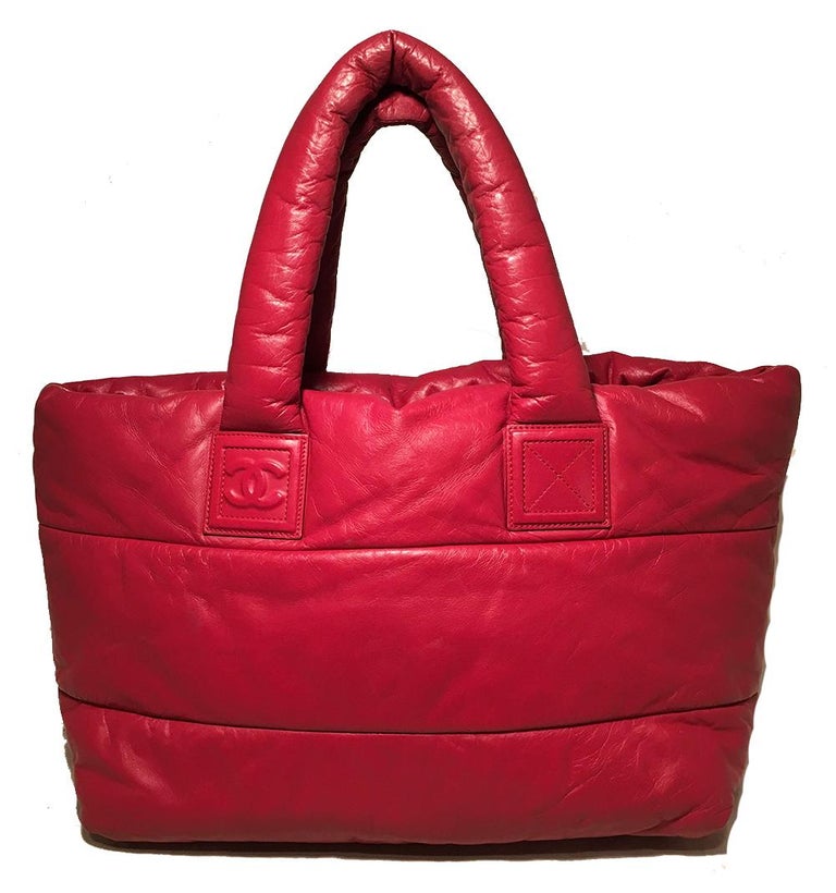 Chanel Red and Navy Puffy Leather Cocoon Tote Bag – Ladybag International