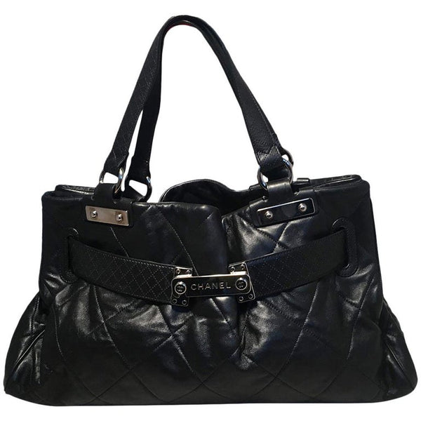 Chanel Quilted Black Leather Latch Front Tote Bag – Ladybag