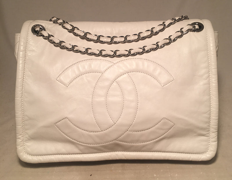 Chanel White Leather Quilted CC logo XL Maxi Classic Top Flap Shoulder Bag