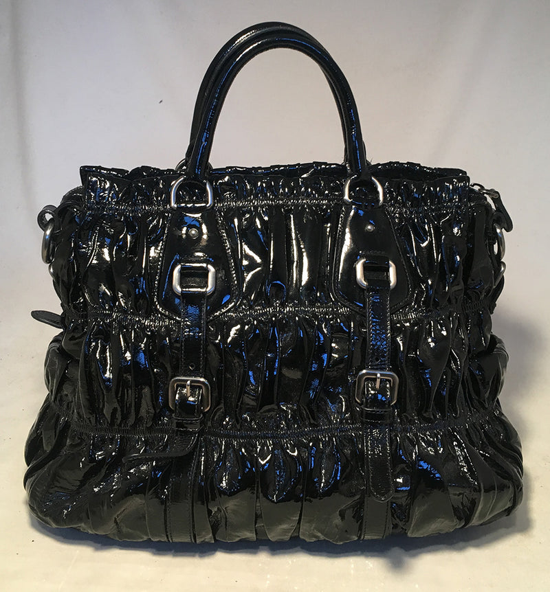 Prada Paradigm Black Leather Tote Bag - Meghan Markle's Handbags - Meghan's  Fashion