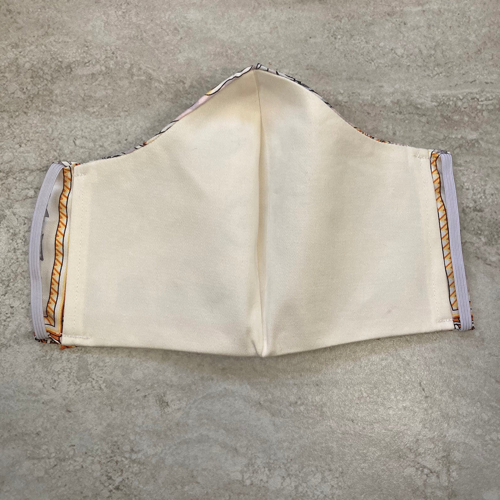 Louis Vuitton Chain Link Silk Scarf Face Mask – Ladybag International