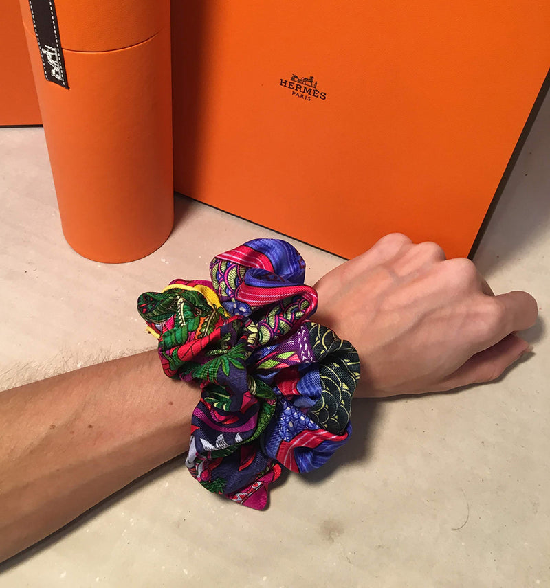 Hermes Vintage Aux Canards Duck Silk Scrunchie